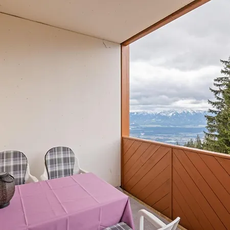 2205 Kanzelhoehe شقة